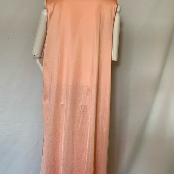 Vintage long nightgown - Picture 3 of 6